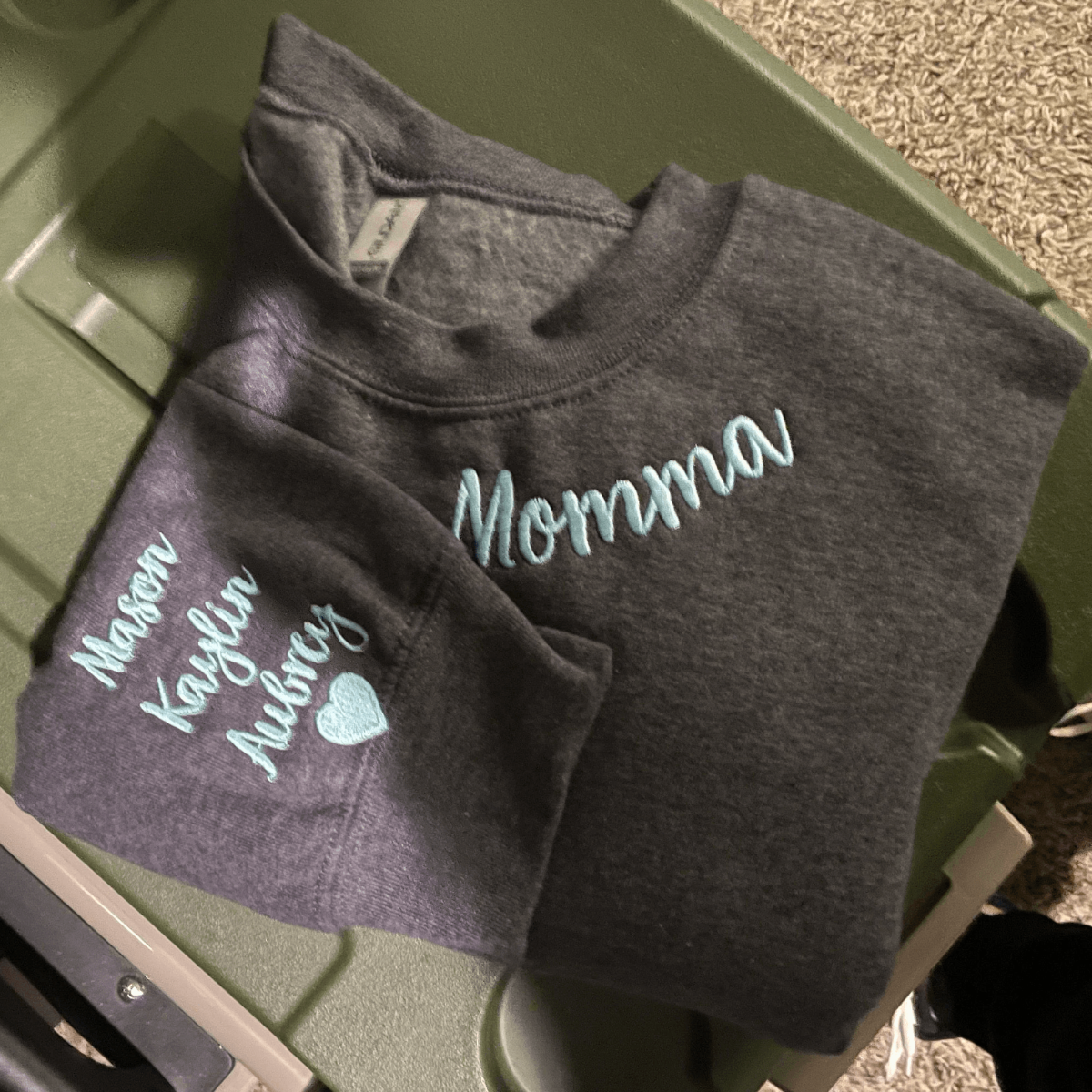 momma sweatshirt black 2