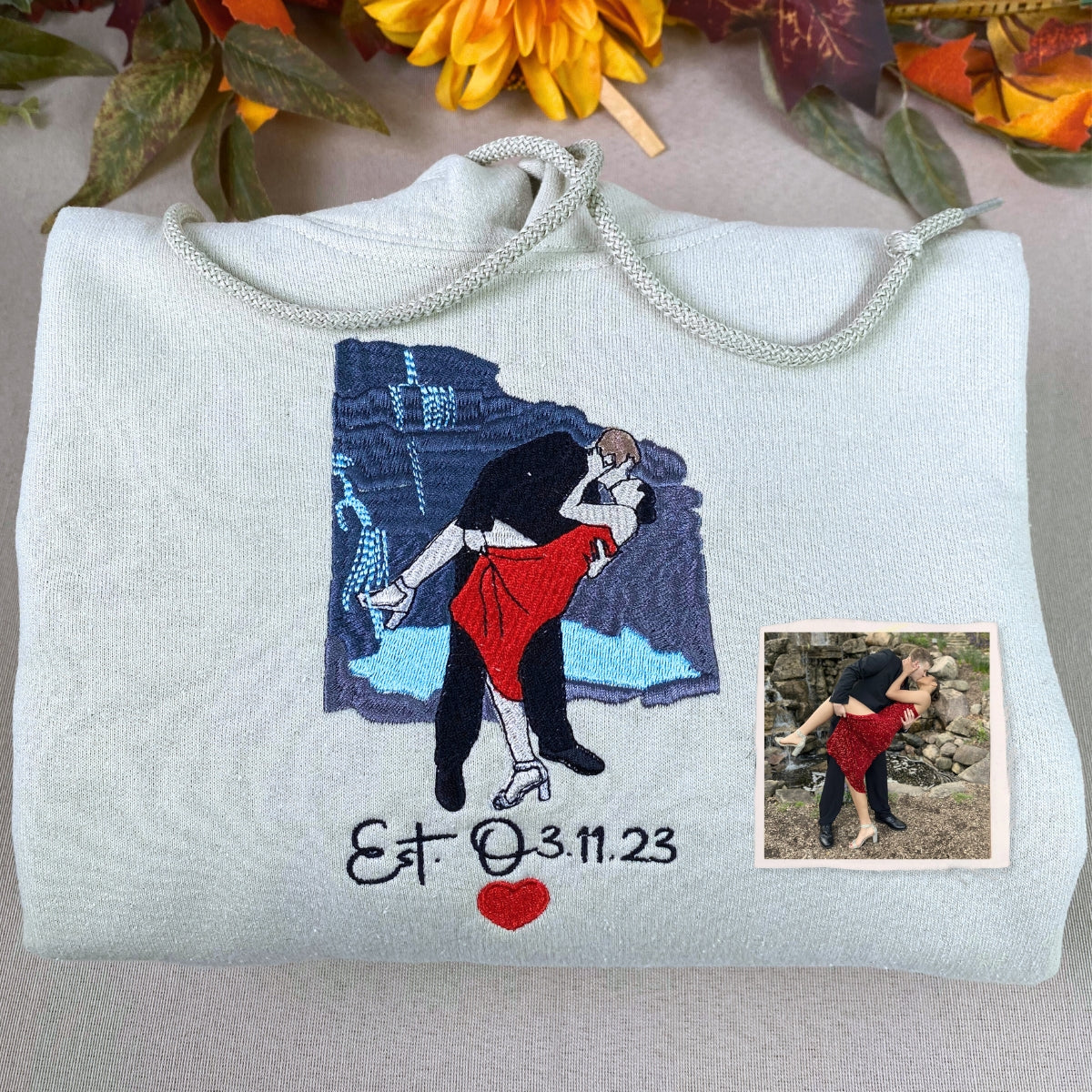 Custom sweatshirt with Picture, Embroidered Photo Portrait Hoodie or Sweatshirt - Embroly