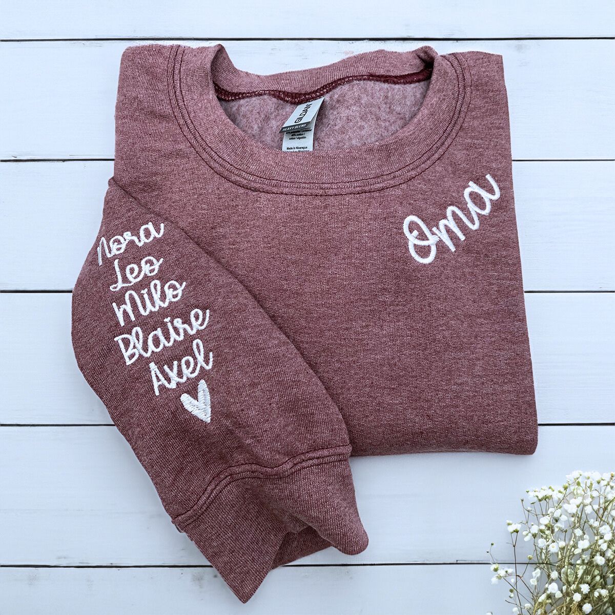 Heather Dark Maroon Oma Sweatshirt with Grandkids' names on sleeve, a meaningful and cozy gift for Oma