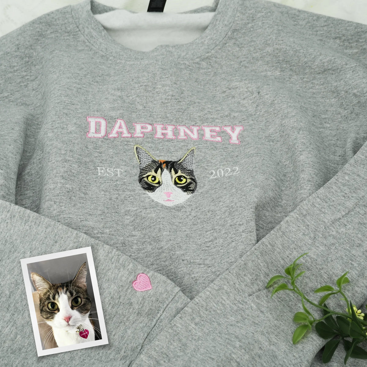 Father’s Day Custom Pet Photo & Name Embroidered Hoodie or Sweatshirt – Personalized Gift for Pet-Loving Dad and Grandpa