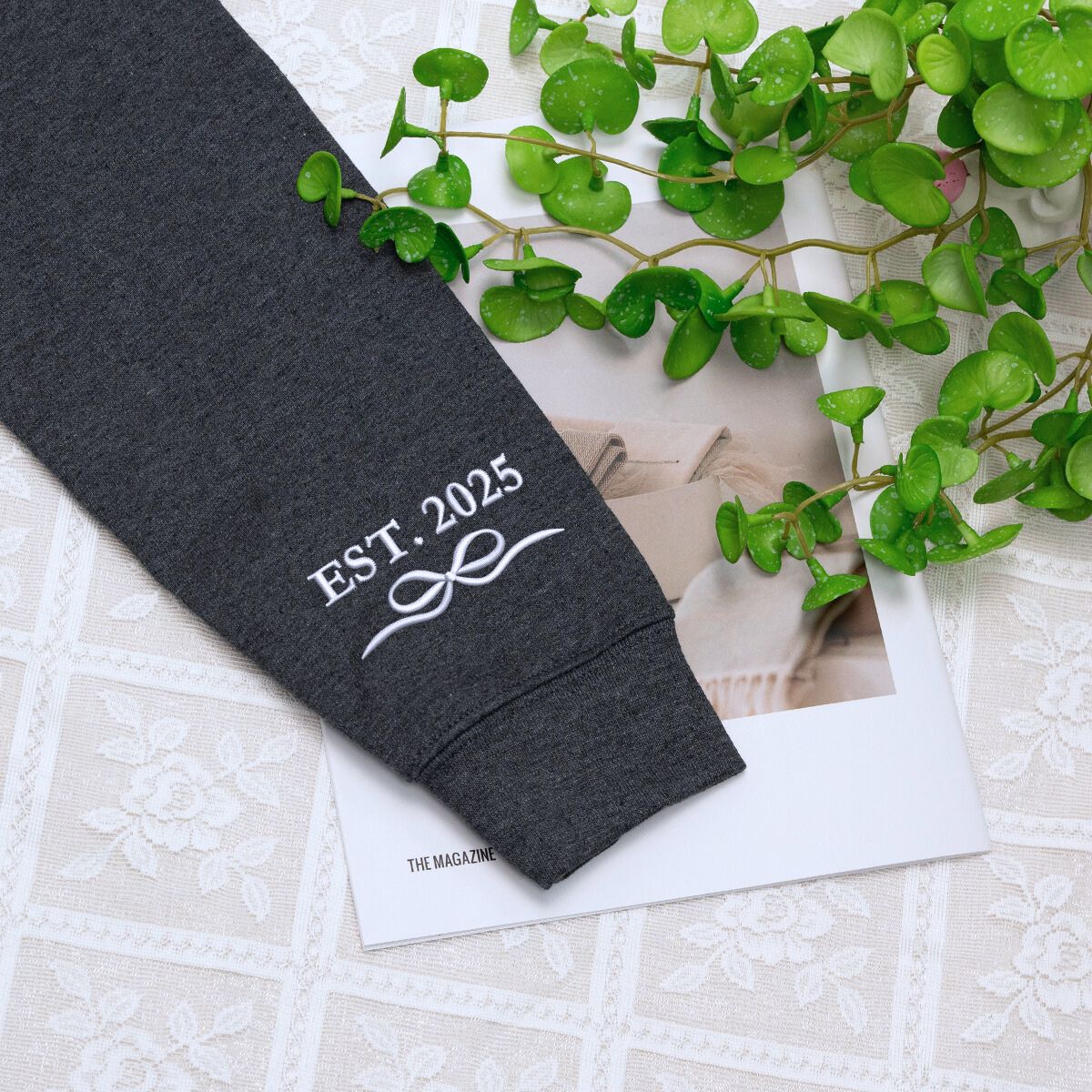 Mimi T-shirt / Sweatshirt - Embroidered Unique Gift for Mimi with Kids Names on Chest