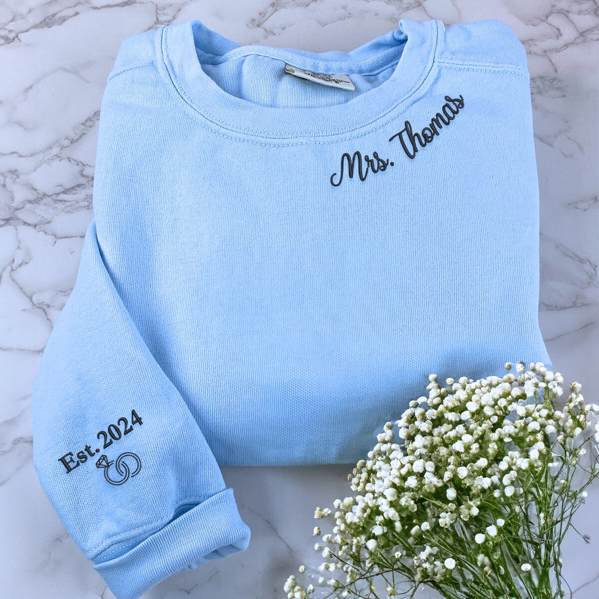 Retro Mrs Sweater, Wife Sweater, Bride Gift, Bride to Be, Engagement Gift, Bridal Shower Gift, Embroidered Gift, store Personalized Gift