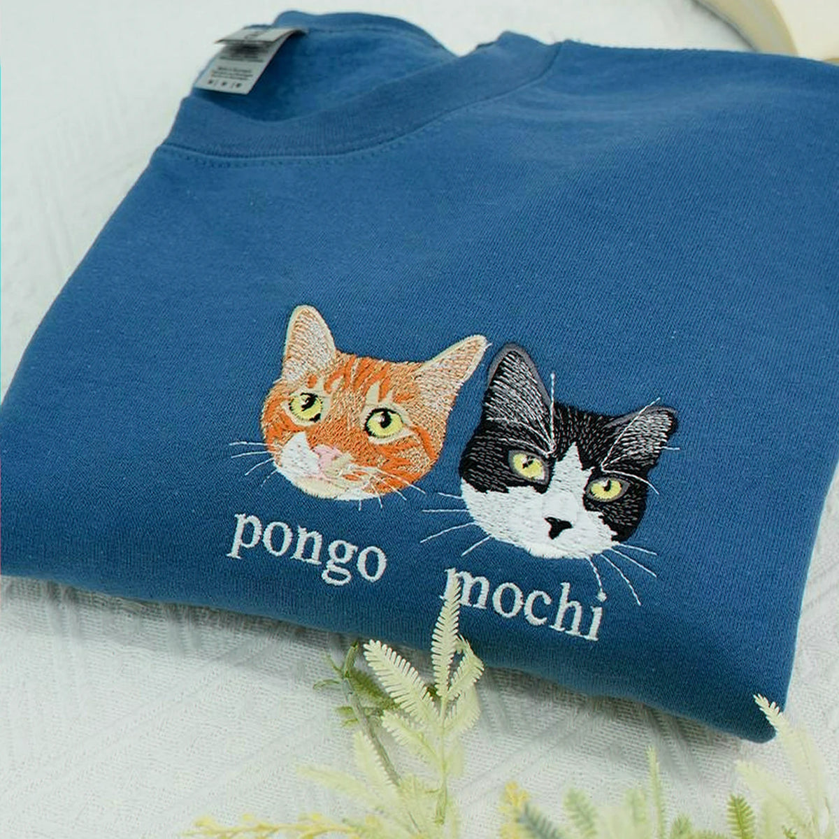 Custom Cat Portrait Photo Sweatshirt for Women - Embroidered Cat Mom Birthday Crewneck