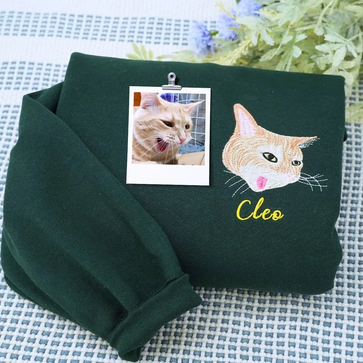 Cat Lover Twin Pack: Embroidered Sweatshirt & Tote Bag