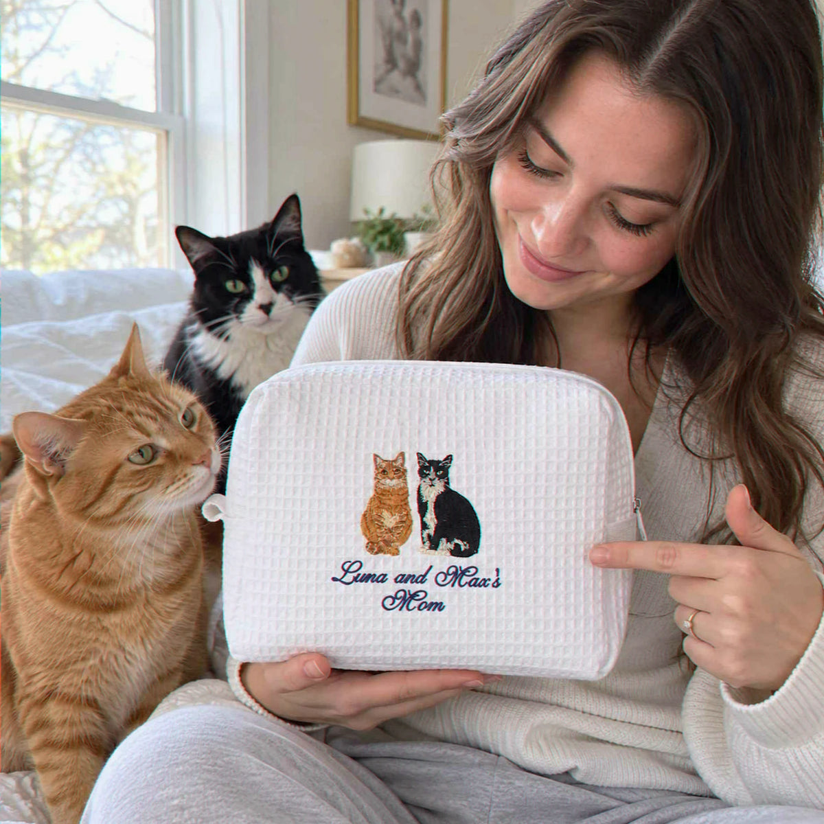 Custom Cat Waffle Cosmetic Bag, Embroidered Cat Portrait Travel Bag for Makeup, Accessory Gifts For Teen Girls