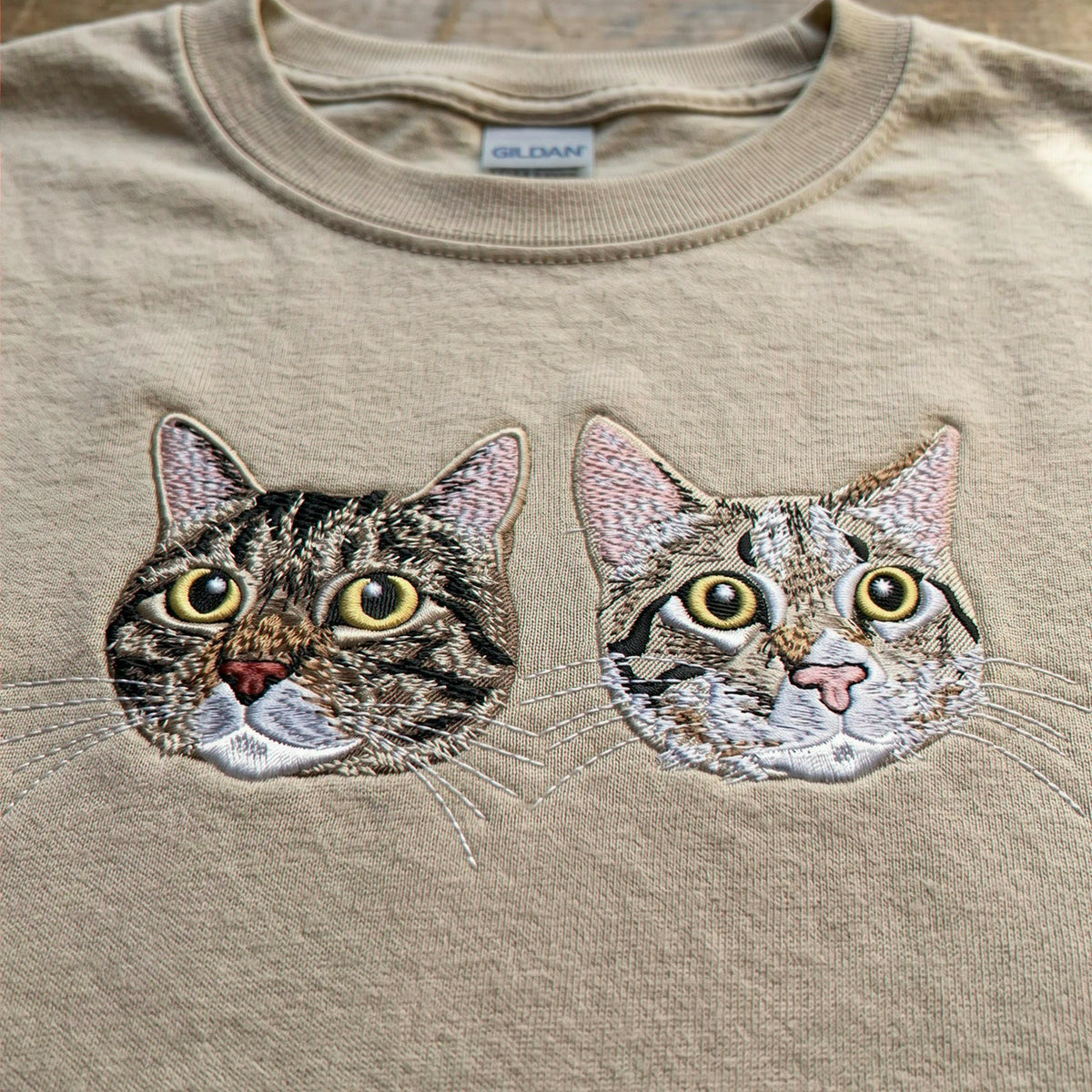 Custom Cat Portrait Shirt - Personalized Photo T-Shirt for Women - Embroidered Birthday Gift for Mama, Grandma Tee