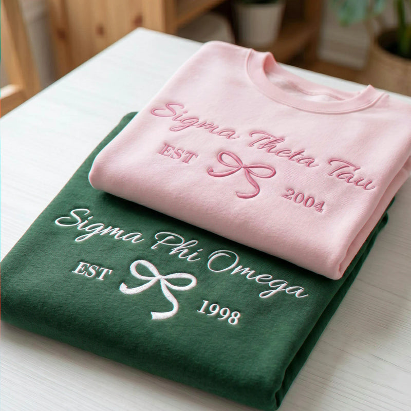 Personalized Coquette Bow Sweatshirt for Besties, Girls Trip 2026, Custom College Style Gift
