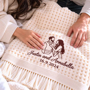 Custom Boyfriend and Girlfriend Blanket, Embroidered Line Art Portrait Quilt, Cotton Anniversary Gifts for Her