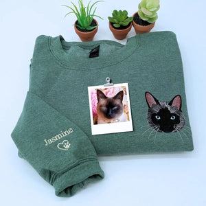 Matching cat lover sweatshirt and hat set in soft cozy fabric for women