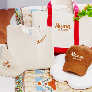 Cozy Mama sweatshirt and hoodie set for daily comfort – perfect gift for moms