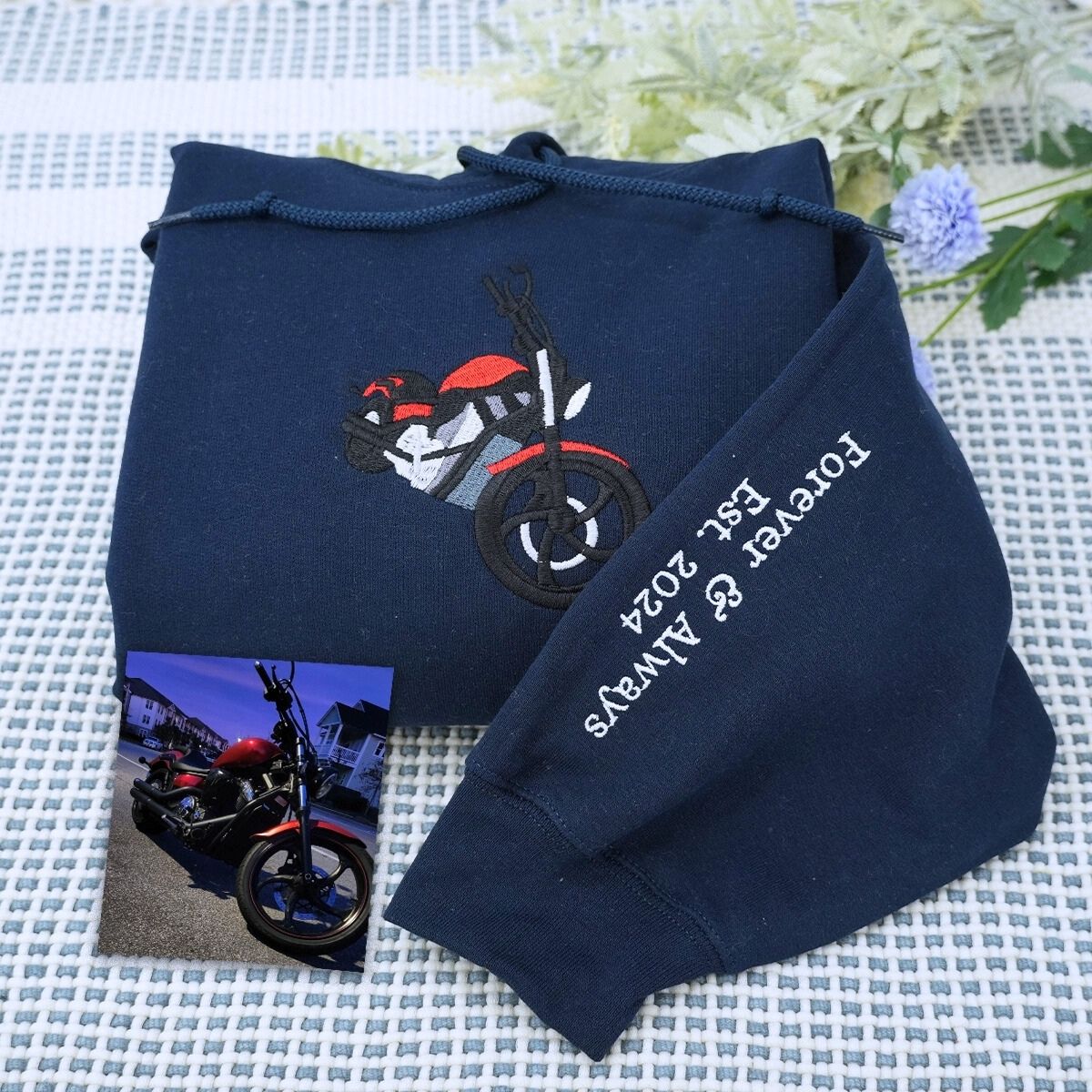 Custom embroidered sweatshirt showing a man's motorbike based on photo, ideal personalized gift for biker boyfriend