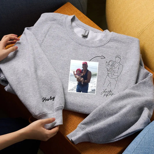 Gray sweatshirt with a embroidered photo and name