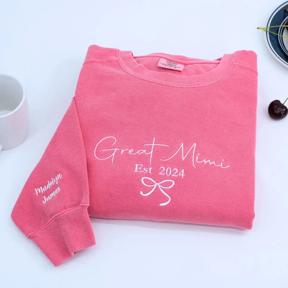 Custom embroidered Great Mimi EST year sweatshirt gift for grandmother – soft cotton in neutral tone