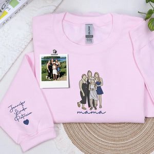 Custom embroidered mama photo portrait hoodie sweatshirt personalized Mother’s Day gift for mom wearing family design