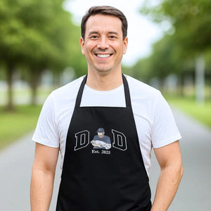Embroidered photo apron for dad featuring custom portrait, perfect Father’s Day gift