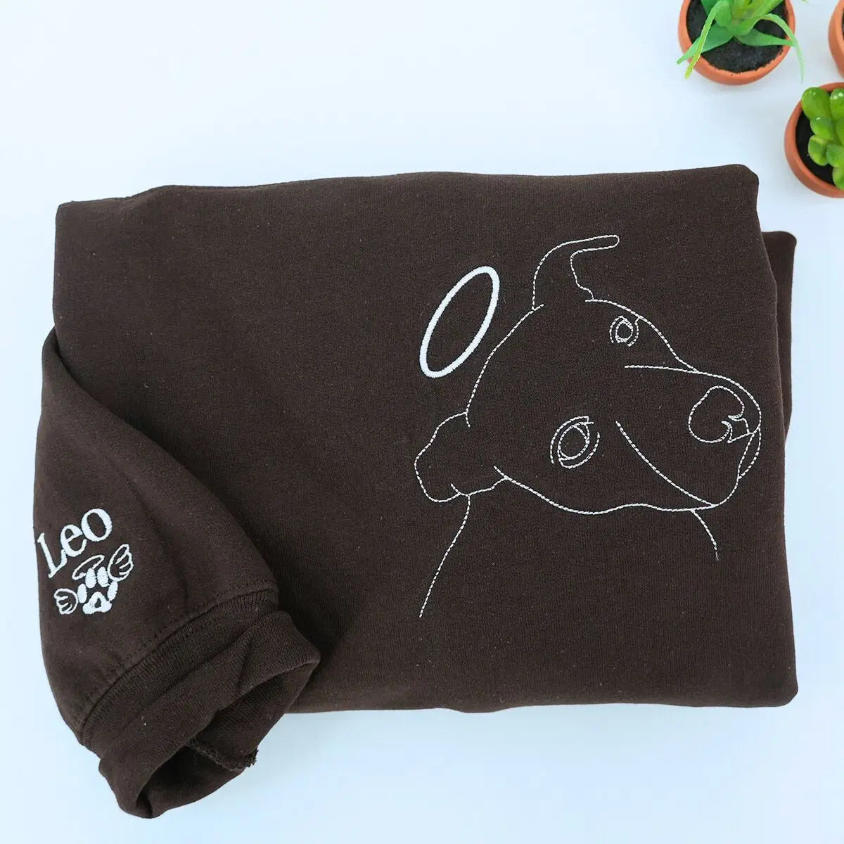 Custom embroidered Pitbull portrait sweatshirt with personalized name on sleeve – perfect gift for dog moms