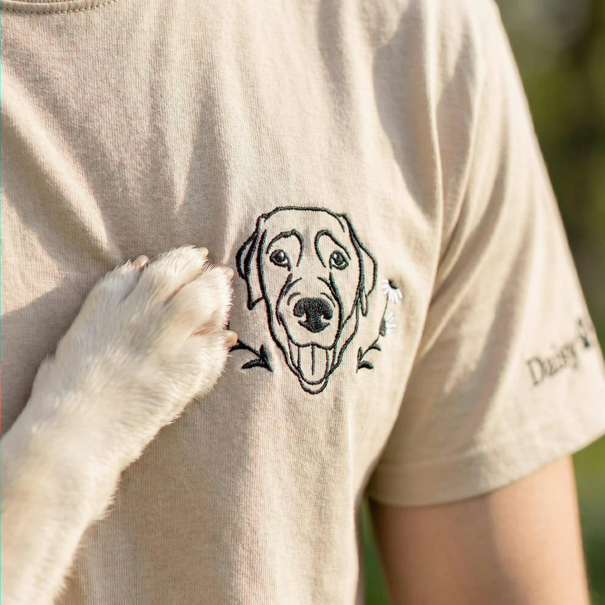 Custom Labrador Dog Portrait T-Shirt, Minimalist Embroidered Dog Face Line Art, Lab Dog Dad Gift