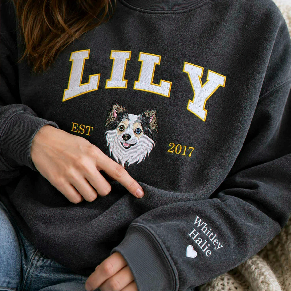 Custom Dog Memorial Sweatshirt for Girlfriend - Embroidered Pet Photo Portrait Crewneck & Name - Dog Loss Sympathy Gift for Her