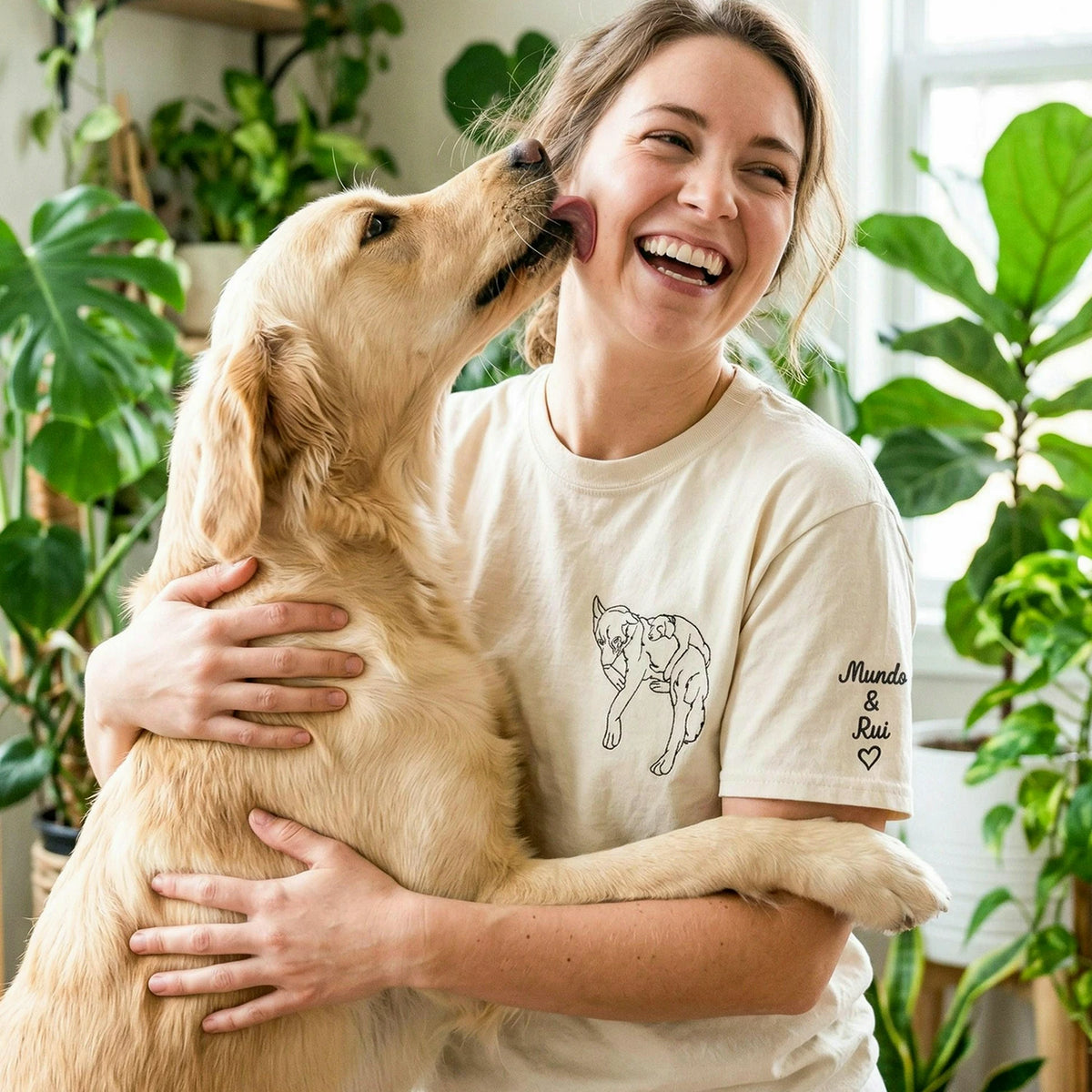 Custom Golden Retriever Outline T-Shirt - Minimalist Embroidered Pet Photo Line Art Tee & Name for Dog Parent