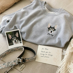 Custom Dog Memorial Sweatshirt for Mom - Embroidered Pet Photo Portrait Crewneck & Name - Dog Loss Sympathy Gift for Her