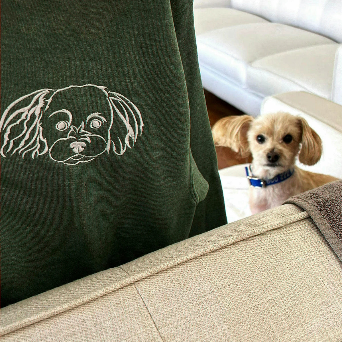 Custom Dog Outline Sweatshirt for Birthday Boyfriend - Minimalist Embroidered Pet Photo Crewneck & Name - Gift for Him