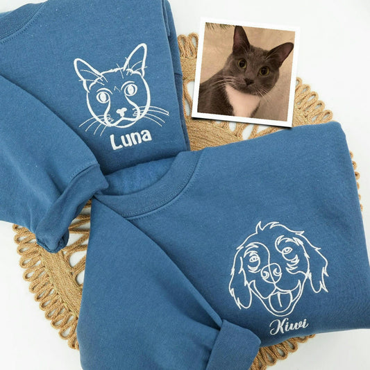 Custom Dog Memorial Sweatshirt for Grandma - Embroidered Pet Photo Outline Crewneck & Name - Dog Loss Sympathy Gift for Her