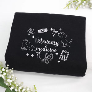 Custom Future Veterinarian Graduation Gift, Embroidered Veterinary Medicine Icons Sweatshirt, Class of 2026 Apparel