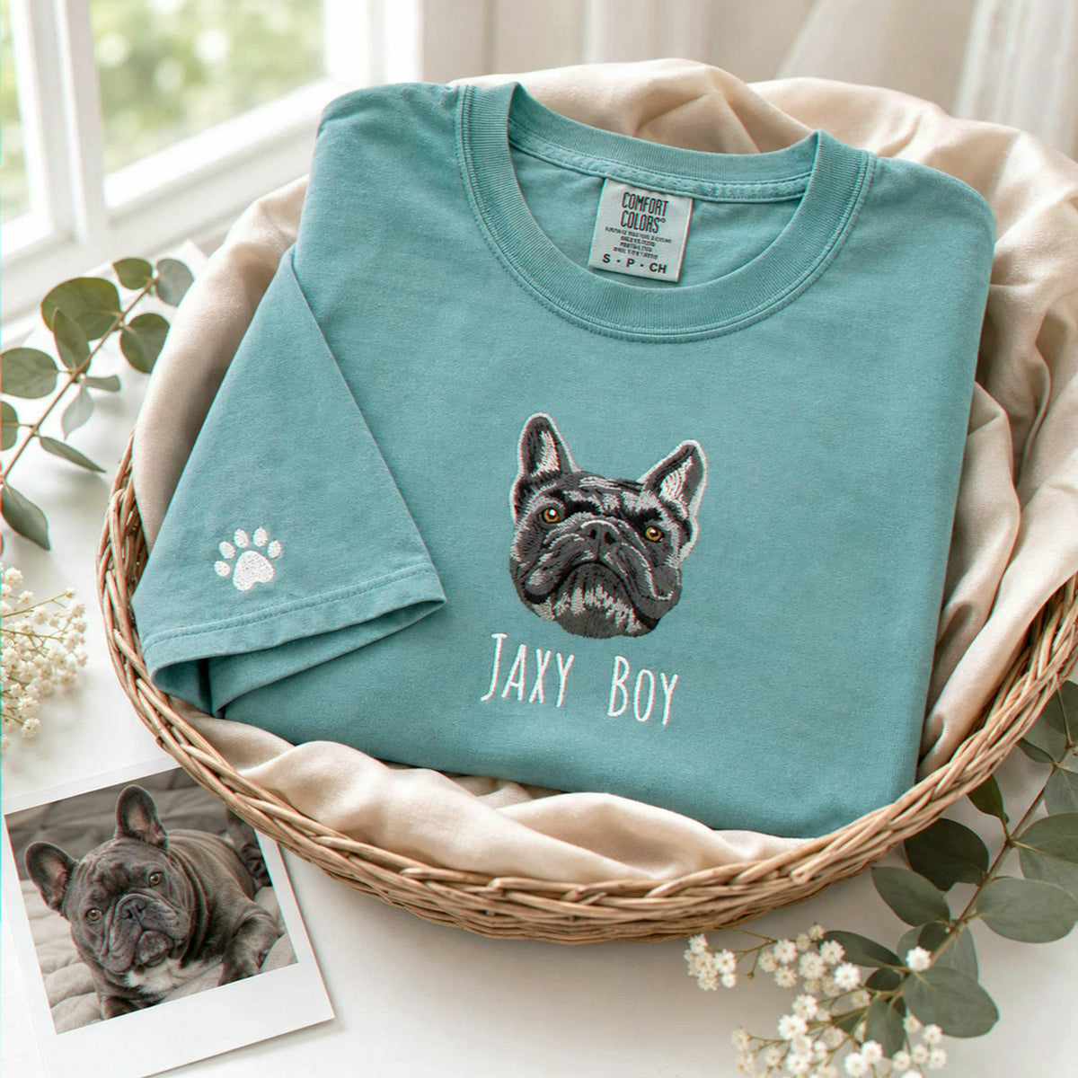 Custom French Bulldog T-Shirt for Birthday Wife, Embroidered Frenchie Mom with Photo Tee, 1st Anniversary Gift for Wife