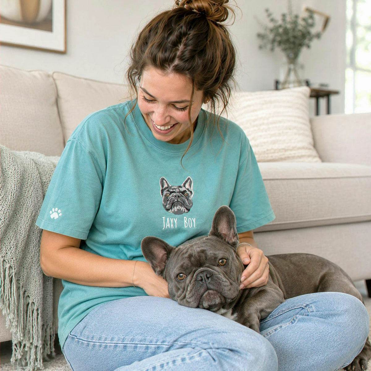 Custom French Bulldog T-Shirt for Birthday Wife, Embroidered Frenchie Mom with Photo Tee, 1st Anniversary Gift for Wife