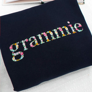 Embroidered Grandma Floral Sweatshirt - Personalized Gigi Crewneck with Kid's Name's