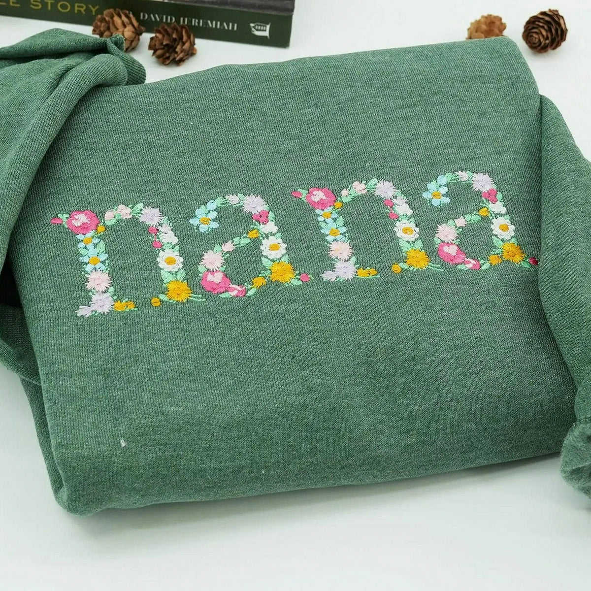 Embroidered Grandma Floral Sweatshirt - Personalized Gigi Crewneck with Kid's Name's
