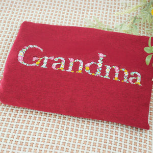 Embroidered Grandma Floral Sweatshirt - Personalized Gigi Crewneck with Kid's Name's