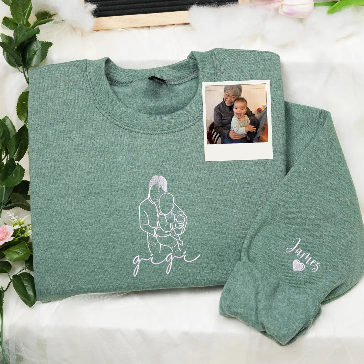 Custom Gigi Photo Line Art Embroidered Sweatshirt Hoodie - Personalized Mother's Day 2026 Gift for Gramdma