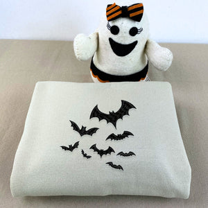 Bats Halloween Crewneck Sweatshirt, Embroidered Bats on Sleeve Hoodie for Men Women