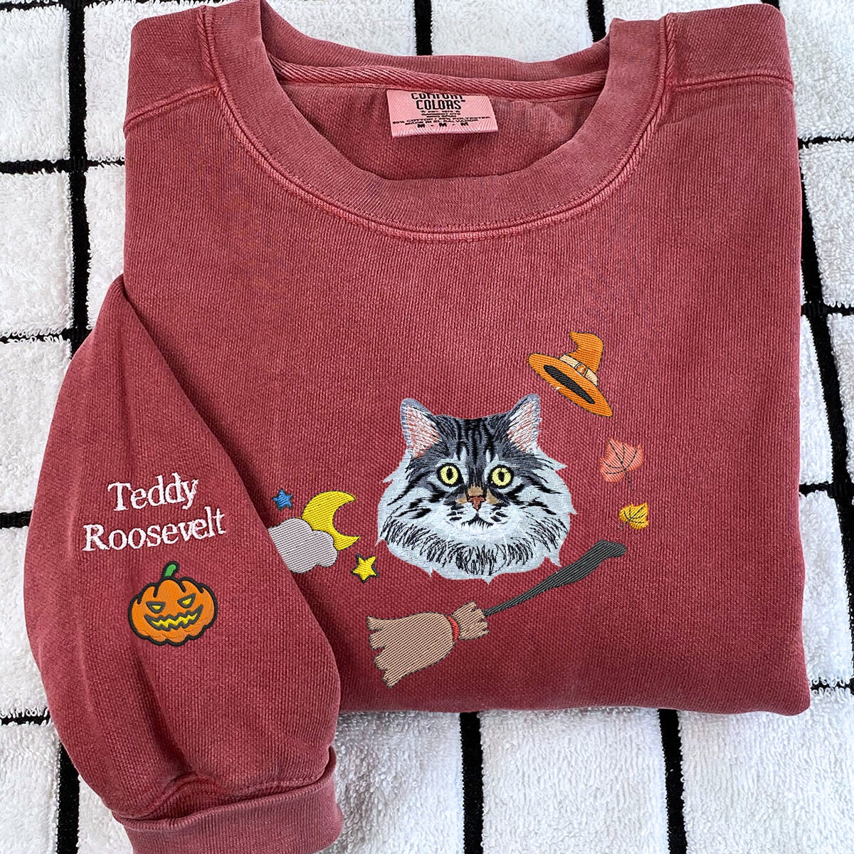 Comfort Colors® Custom Embroidered Halloween Cat Portrait T-Shirt or Sweatshirt - Embroly