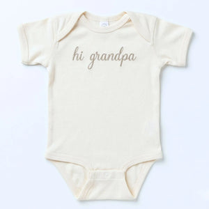 Embroidered “Hi Grandpa” baby onesie for newborn, perfect personalized gift for first grandbaby announcement