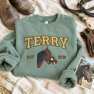 Custom Glitter Horse Portrait Sweatshirt, Embroidered Horse Girl Applique Crewneck, Western Cowboy Girls Gift