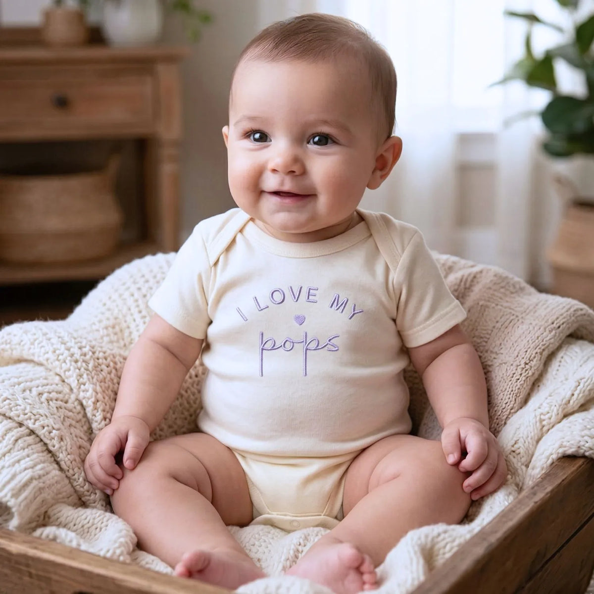 Soft embroidered “I Love My Pops” baby onesie, perfect newborn baby shower gift for grandpa, cozy and cute