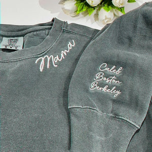 Personalized Embroidered Mama Sweatshirt With Kid Name on, New Mom Gift, Gift for Wife