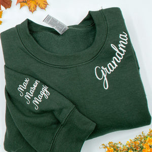 Custom Embroidered Mama Sweatshirt With Kids Names, Personalized Mother's Day, Birthday Gift for Mom