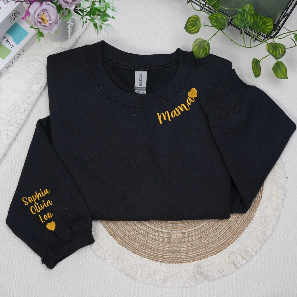 Personalized Mama Sweatshirt – Custom Gift for Wife - Mother’s Day, Birthday, Christmas