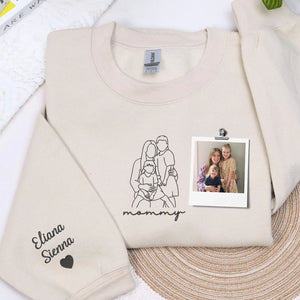 custom embroidered sweatshirt for mom from photo minimalist line art hoodie gift