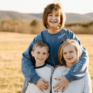 Custom Embroidered Auntie Sweatshirt with Children Names on Sleeve, Personalized Gift for Aunt or New Auntie Crewneck or Hoodie