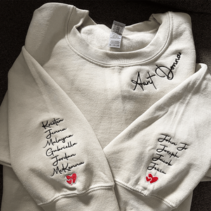 Custom Embroidered Auntie Sweatshirt with Children Names on Sleeve, Personalized Gift for Aunt or New Auntie Crewneck or Hoodie