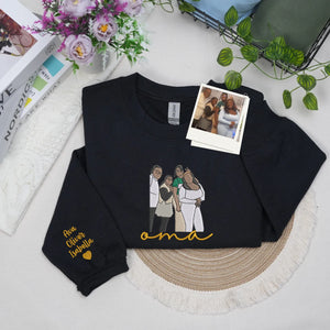 Custom Oma Photo Portrait Embroidered Sweatshirt Hoodie with with Grandkids' Names on Sleeve