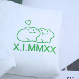 custom embroidered kissing frog couple hoodies valentine’s gift