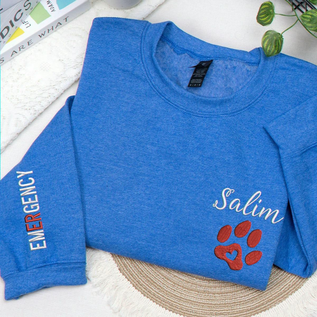 Embroidered Vet Assistant Sweatshirt - Personalized Name & Paw, Veterinary Nursing Gift